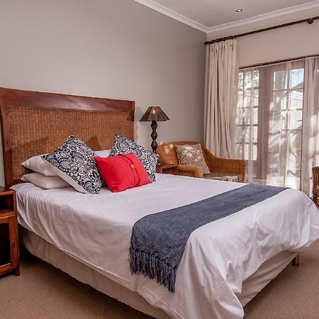 Lenore Guest House พอร์ตเอลิซาเบธ ภายนอก รูปภาพ