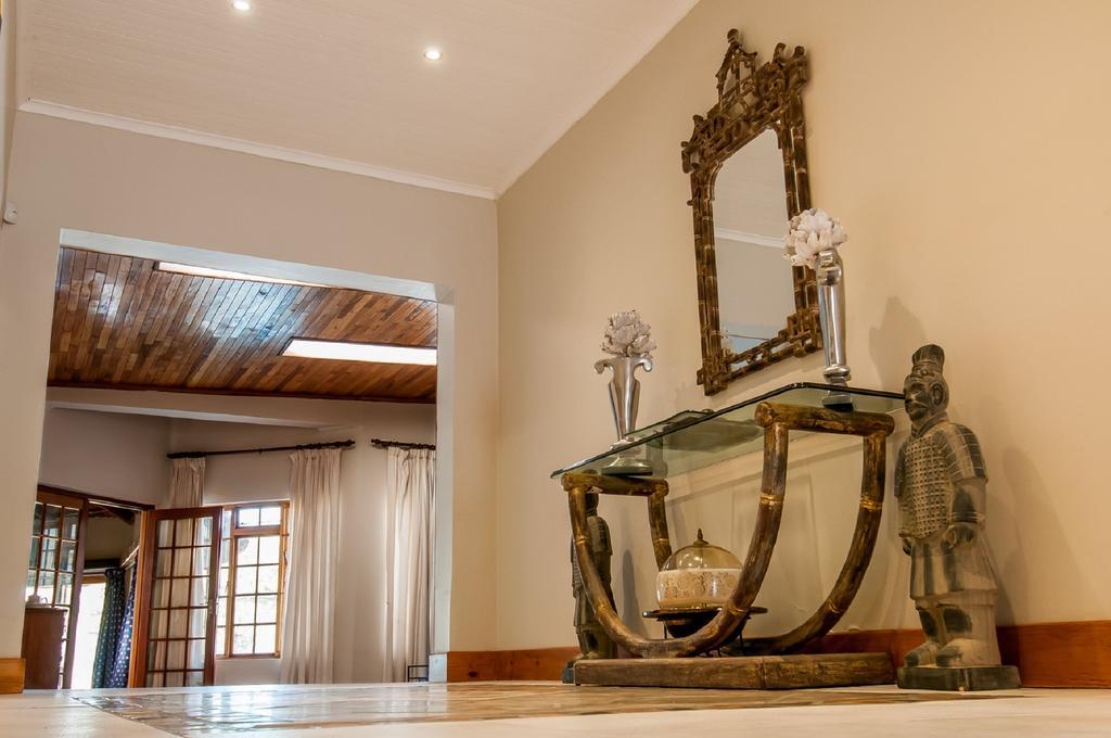 Lenore Guest House พอร์ตเอลิซาเบธ ภายนอก รูปภาพ